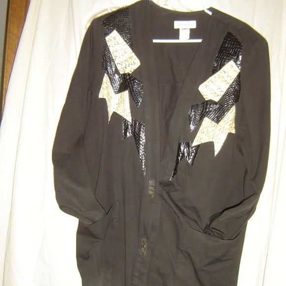 VINTAGE BLACK COAT WITH  REAL SNAKE SKIN ACCENTS - Picture 1 of 6